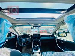 تۆیۆتا ڕاڤ 4